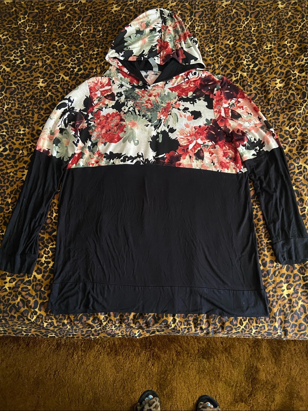 Honeyme Curvy Black Hooded Top with Red & Green Floral
